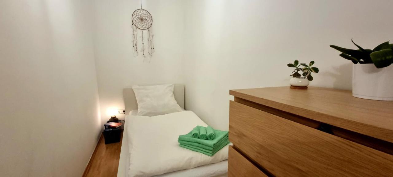 Business Apartment mit Küche für 1-3 +Netflx+5G WLAN nahe der MHH im Industrial Design Hannover Exterior foto
