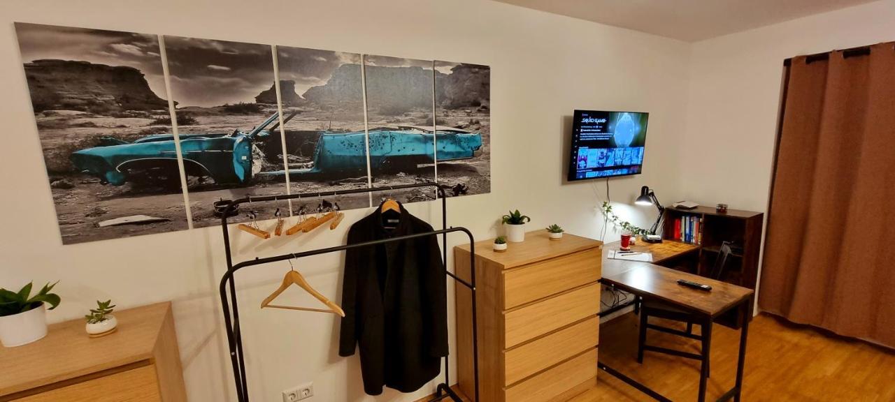 Business Apartment mit Küche für 1-3 +Netflx+5G WLAN nahe der MHH im Industrial Design Hannover Exterior foto